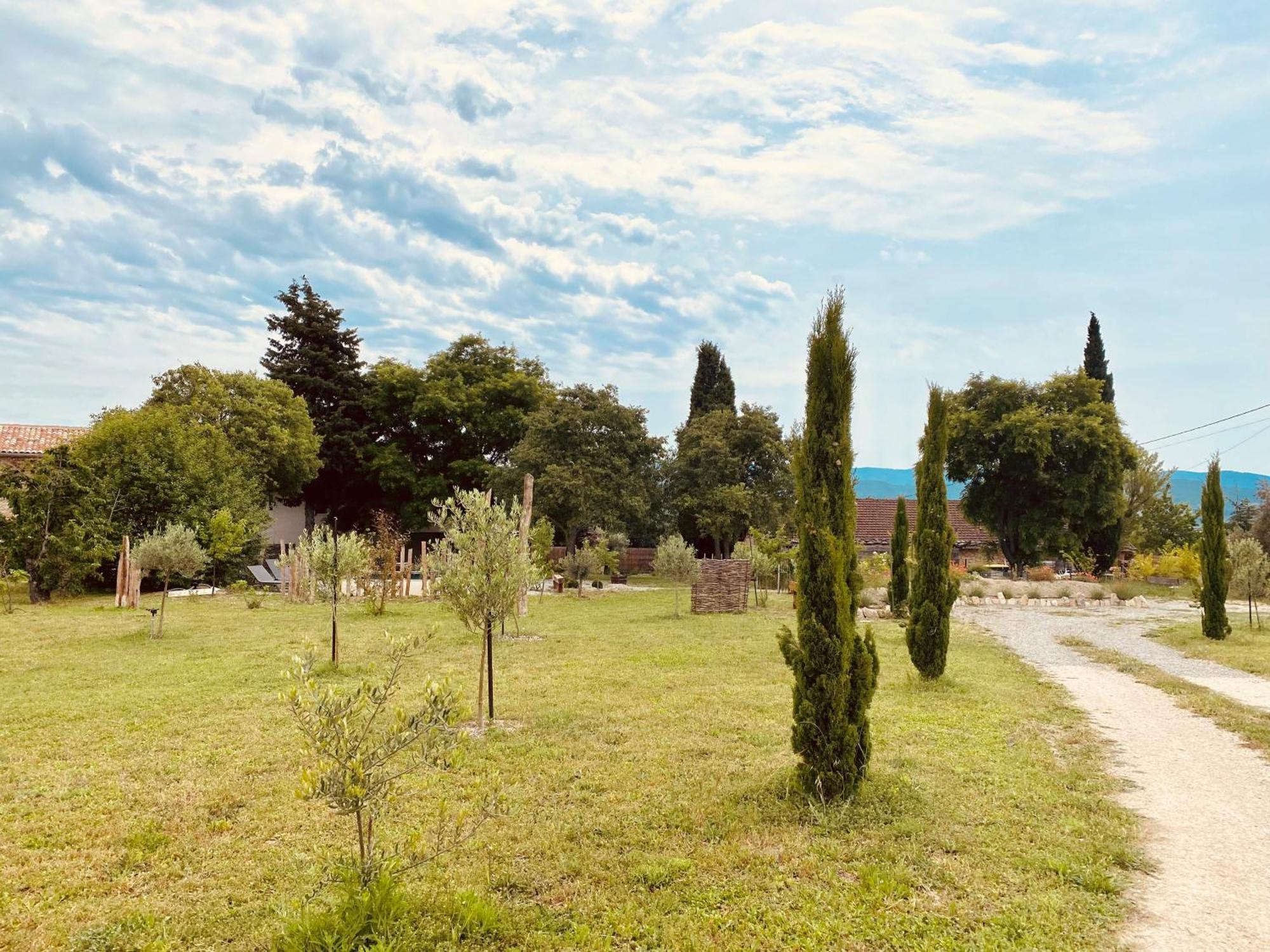 Le Domaine Saint Jean Panzió Kültér fotó